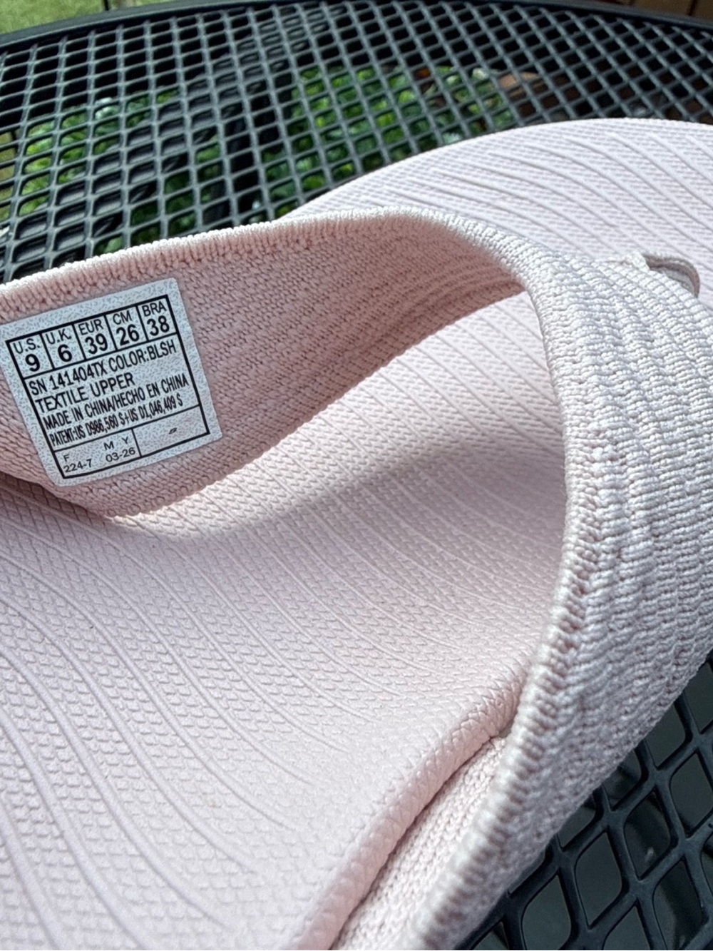 Skechers Women’s Pale Pink Comfort Flip-Flop Sandals - Picture 4 of 4